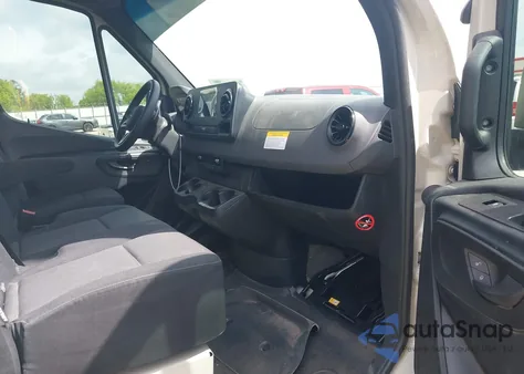 2024 Mercedes-Benz Sprinter 2500 Standard Roof 4-Cyl Diesel from USA, damaged, VIN W1Y4KBHYXRT181245